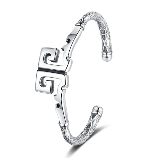 Steel Bracelet – Minimalist Everyday Accessory