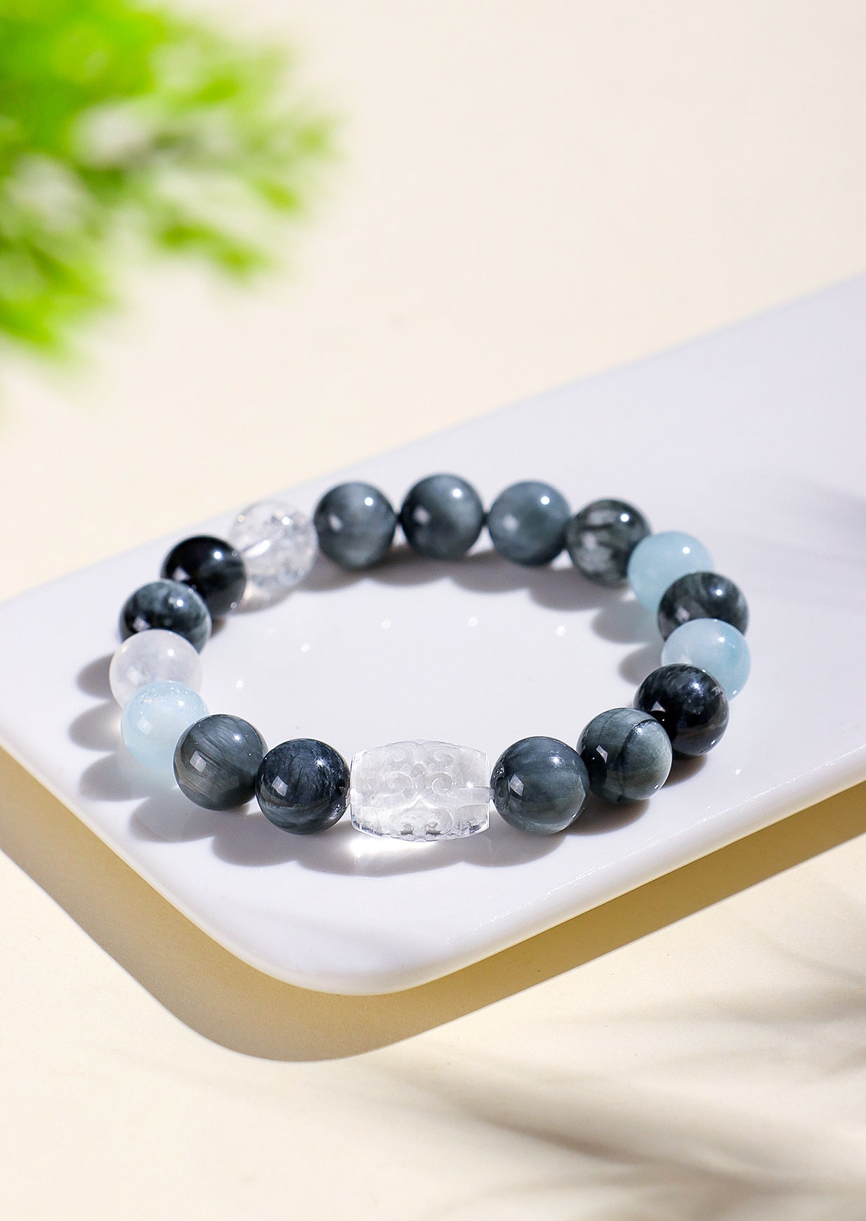 Planderful Fortune's Favor Bracelet – Elegant Crystal Beaded Design