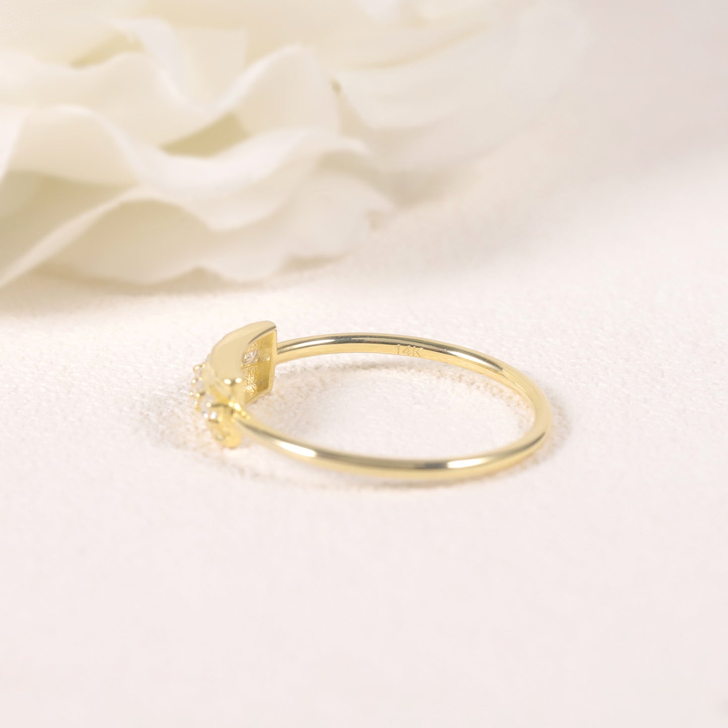 European And American Style Ring S925 Sterling Silver Inlaid With Moissanite Golden Dawn Series Gold Ring