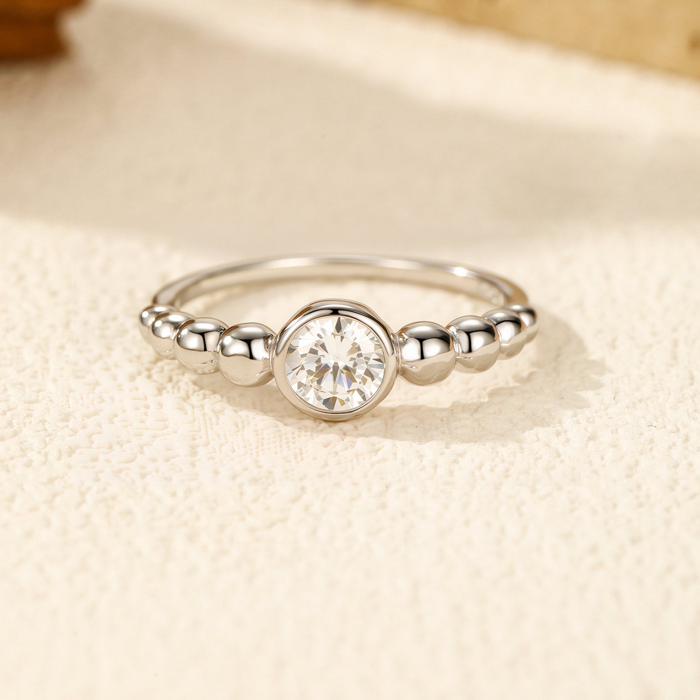 Planderful Moissanite Sparkling Ring – Elegant Sterling Silver Design