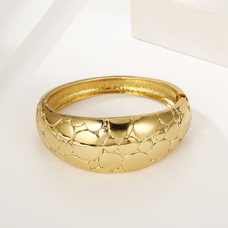 Exaggerated Style Wide Zinc Alloy Bracelet - Vienna Verve Collection