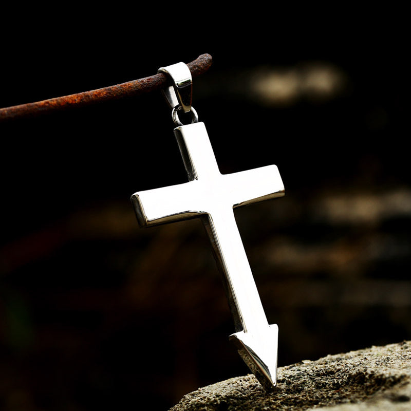 Retro Titanium Steel Arrow Pendant for Men - Simple Stainless Steel Cross Design