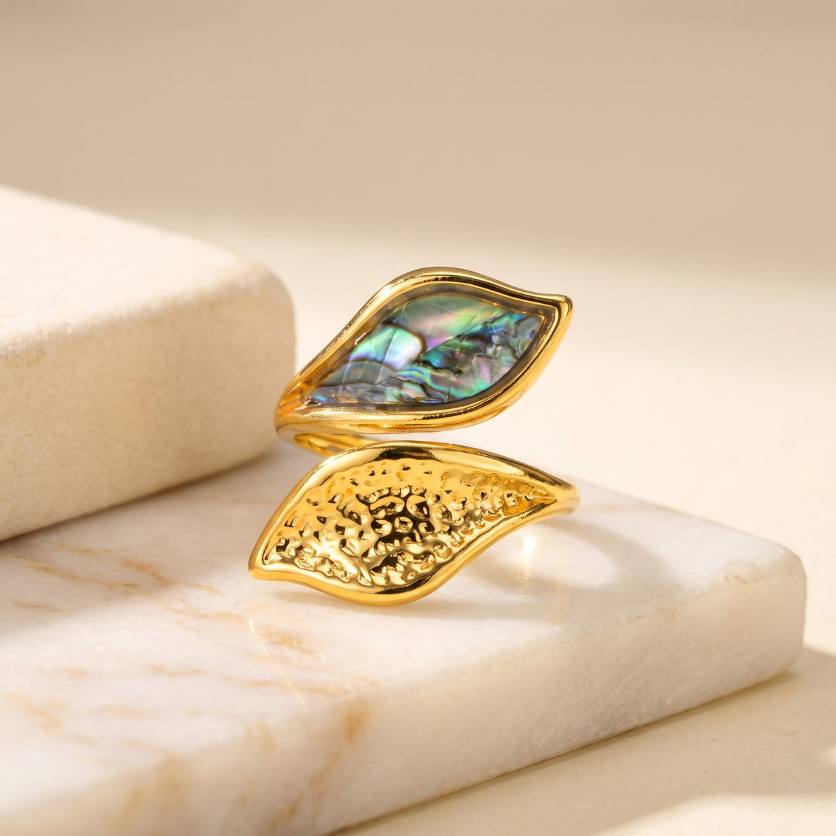 Hot-Selling Special-Shaped White Shell Stainless Steel Ring Design Leaf Opening