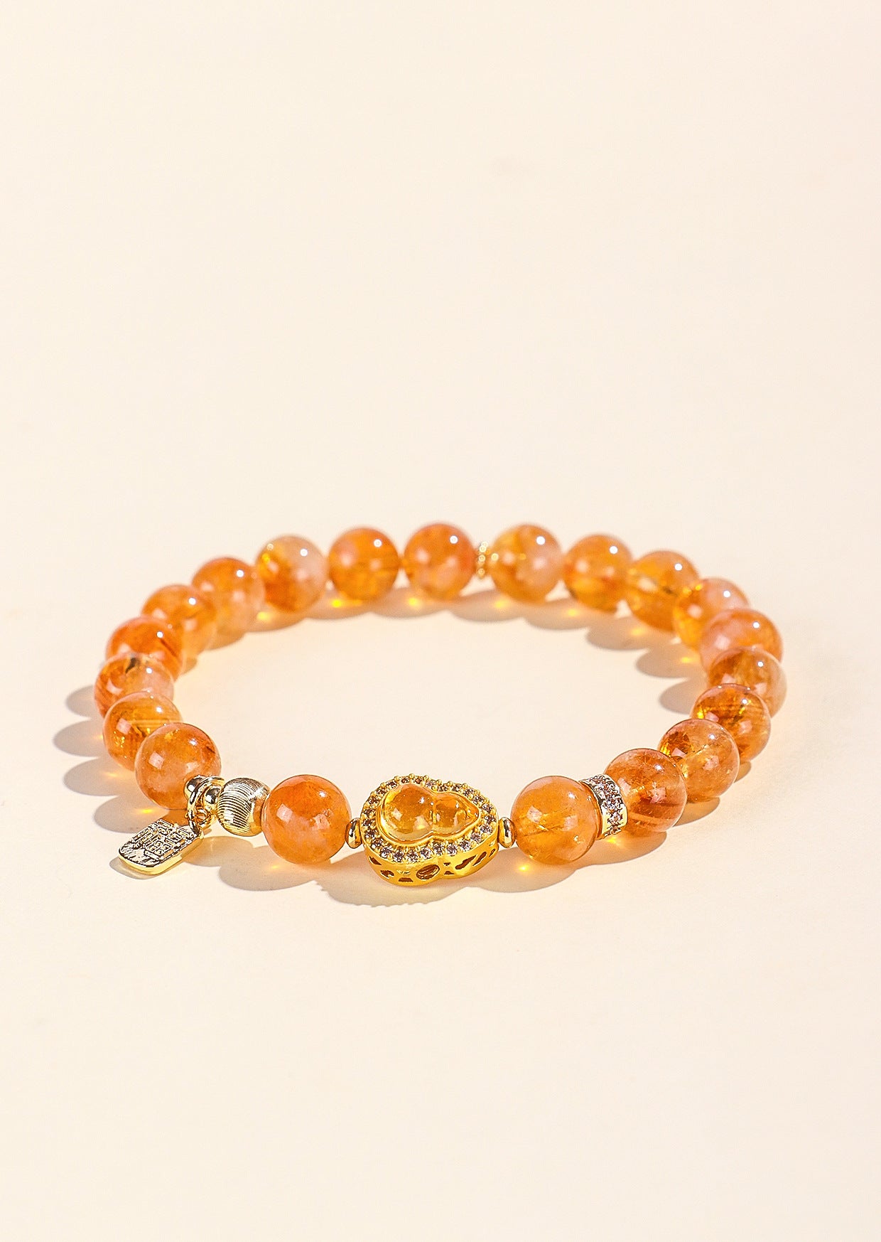 Planderful Fortune's Favor Bracelet – Fresh and Sweet Strawberry Crystal Beads