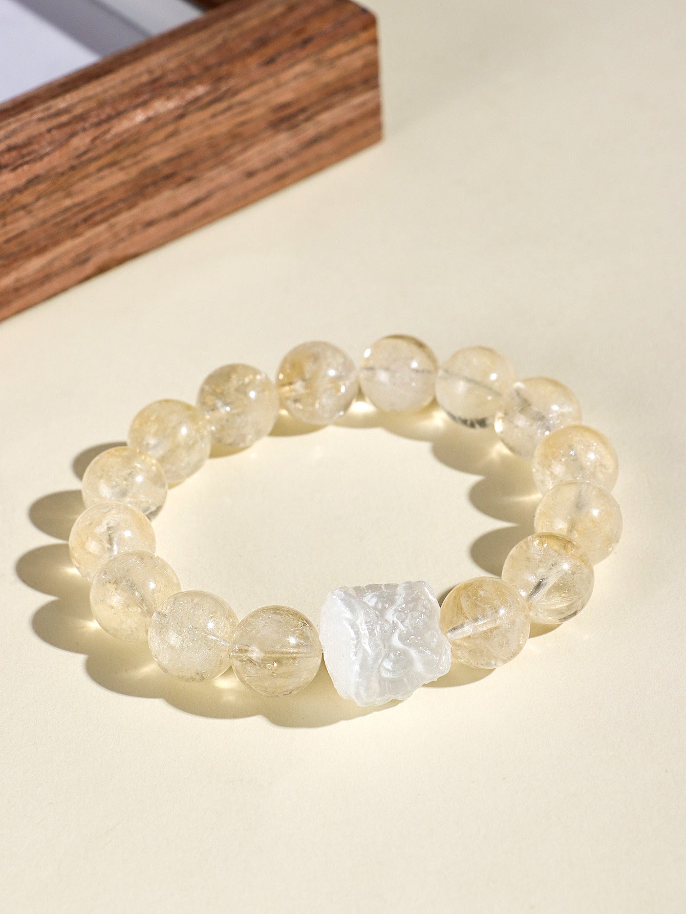 Planderful Fortune's Favor Bracelet – Elegant Crystal Design for Good Luck