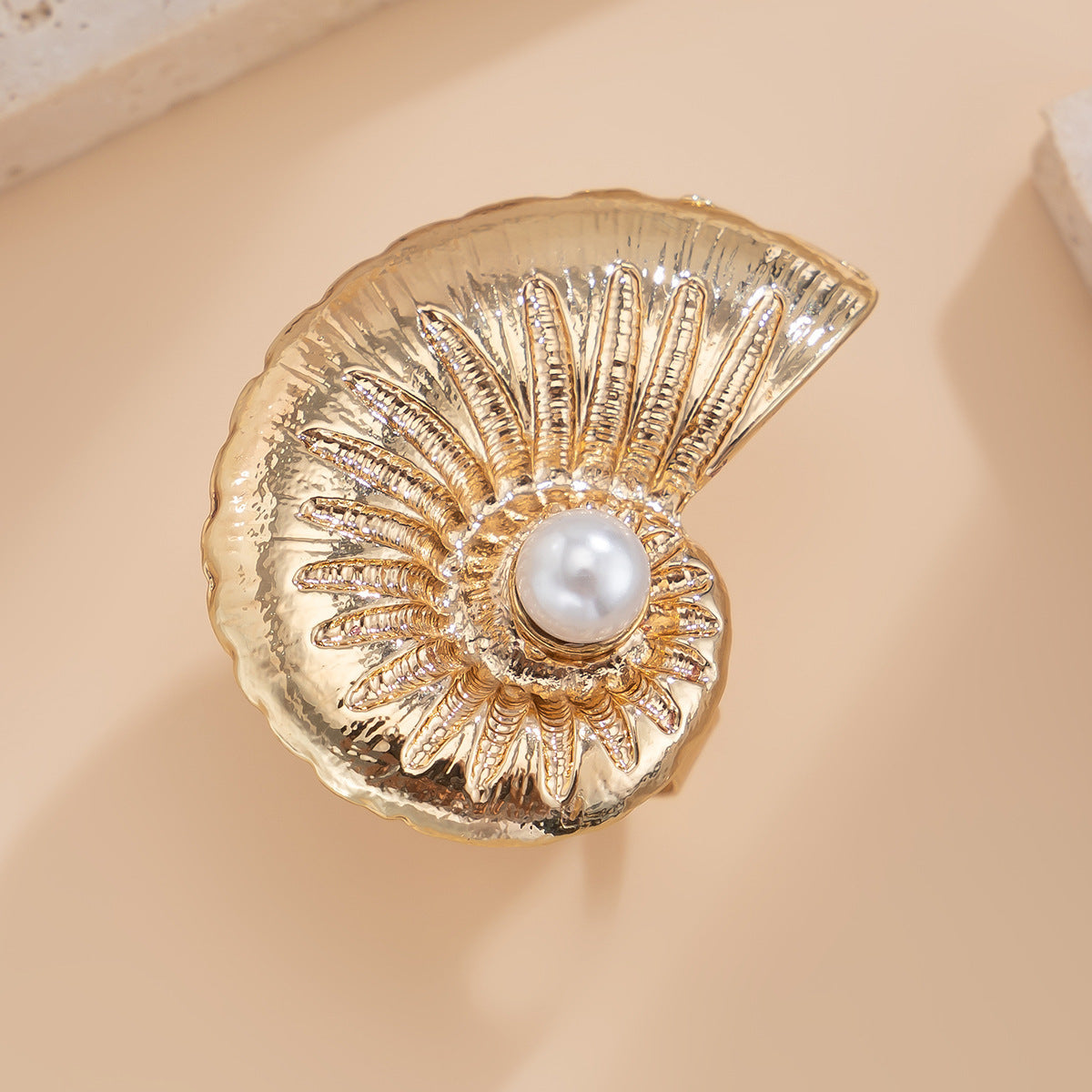 Planderful Vienna Verve Ring – Adjustable Beach-Inspired Design with Starfish and Pearl Accents
