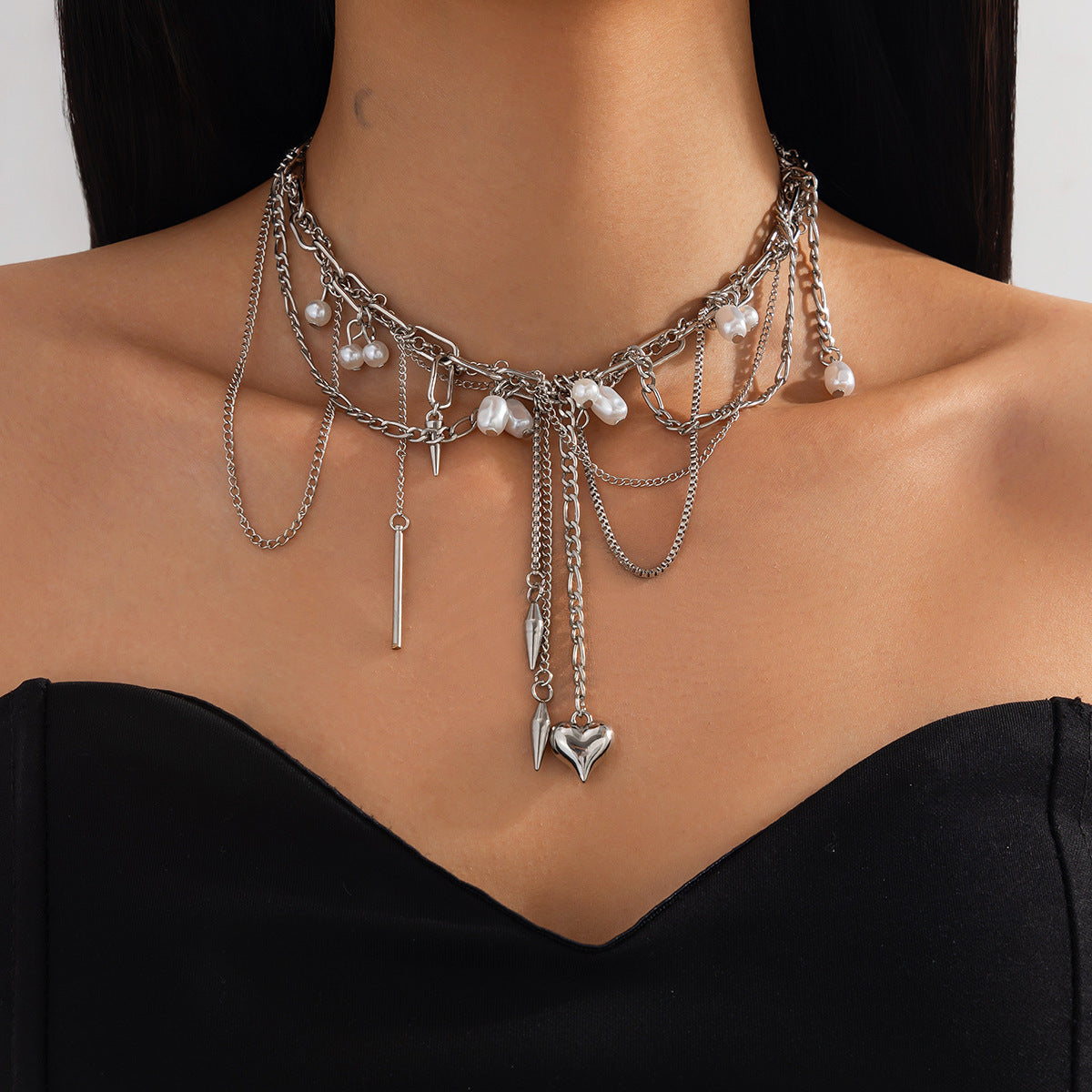 Heart Rivet Chain Tassel Necklace