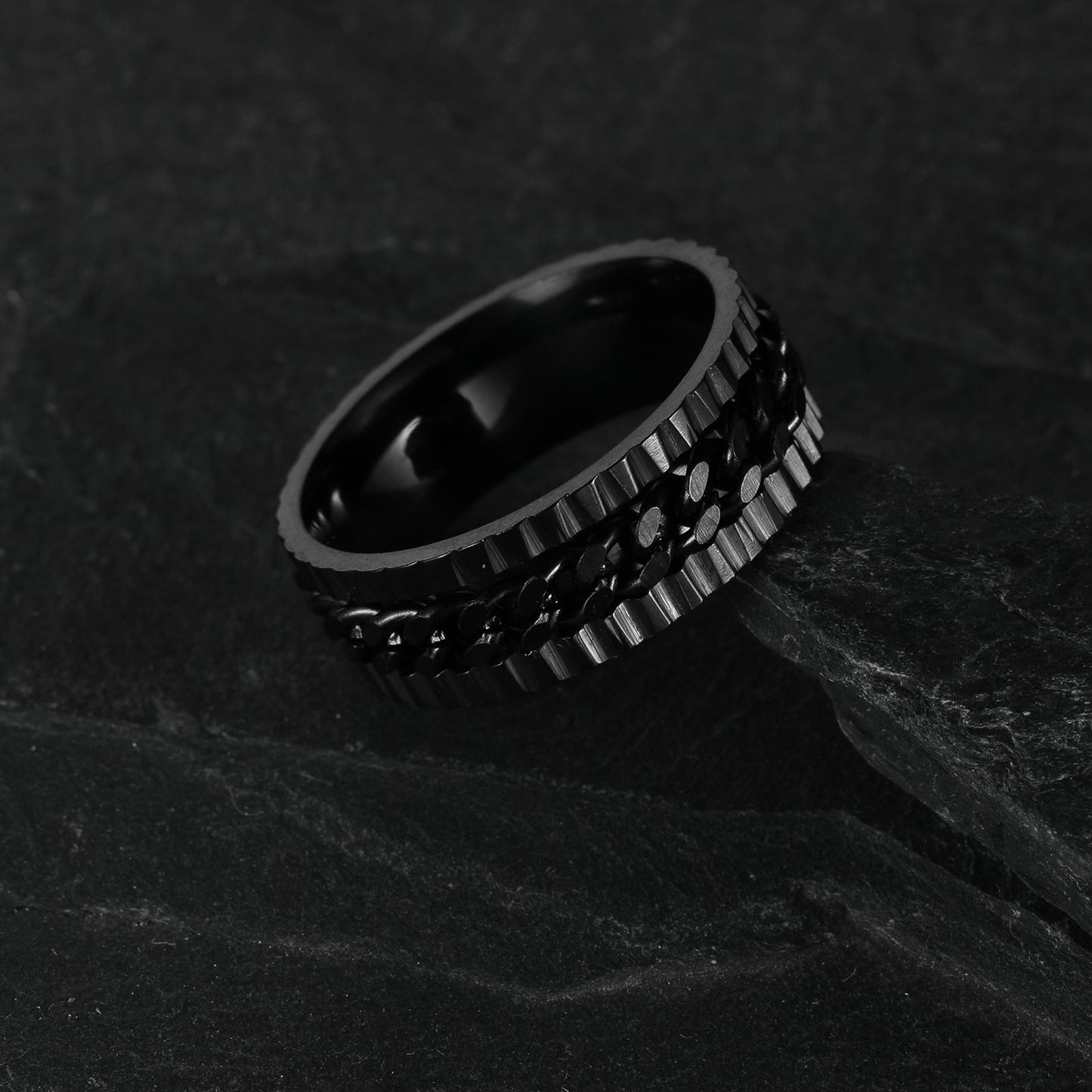 Planderful Everyday Genie Stainless Steel Ring For Men Unisex Retro Wind Gear Chain Statement