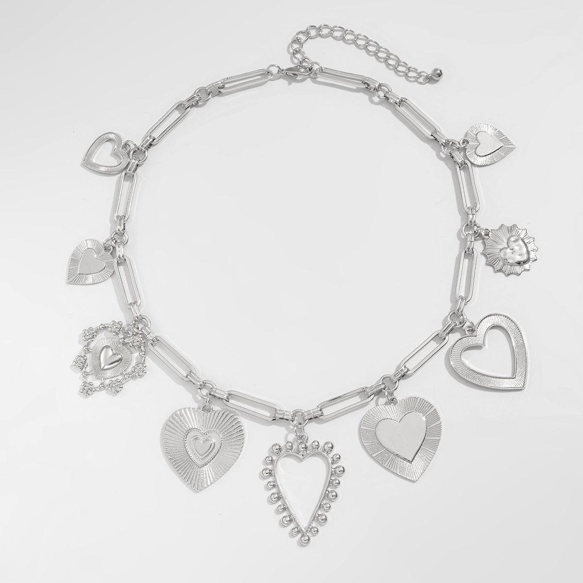 Planderful Vienna Verve Necklace – Personalized Love-Shaped Pendant