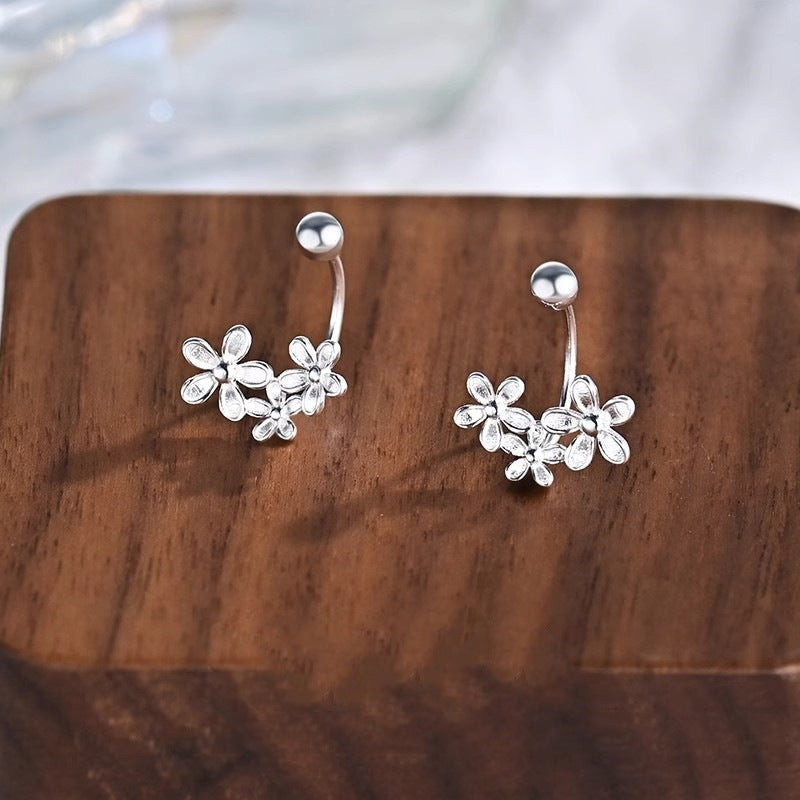 925 Sterling Silver Flower Stud Earrings Light Luxury Design