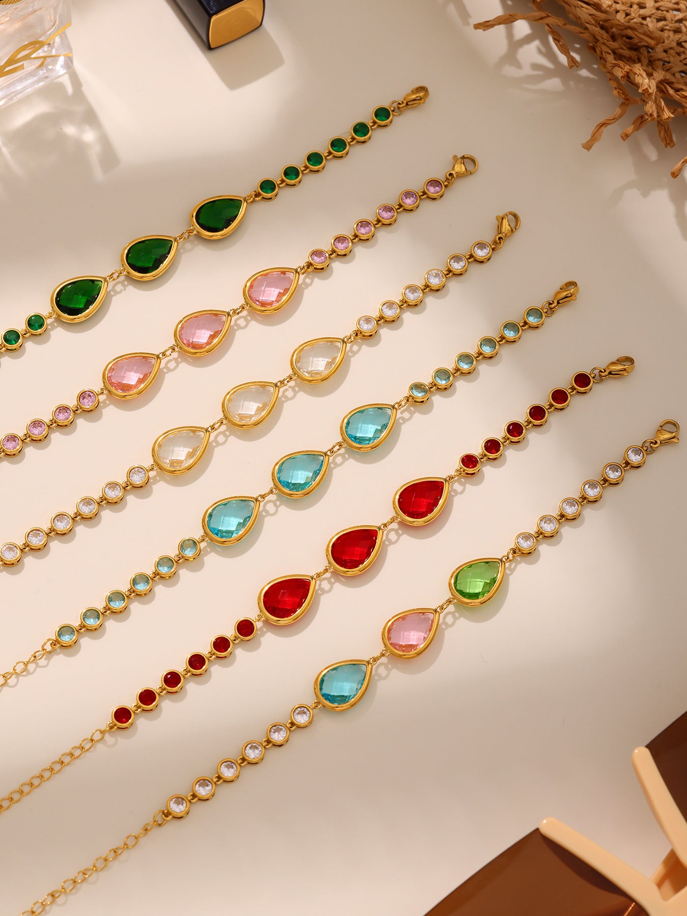 Planderful Czech Glass Drop Bracelet Women Light Luxury