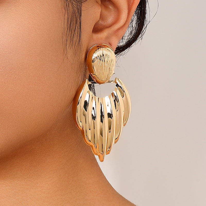 Elegant Metal Geometric Tassel Earrings for Sophisticated Evening Events