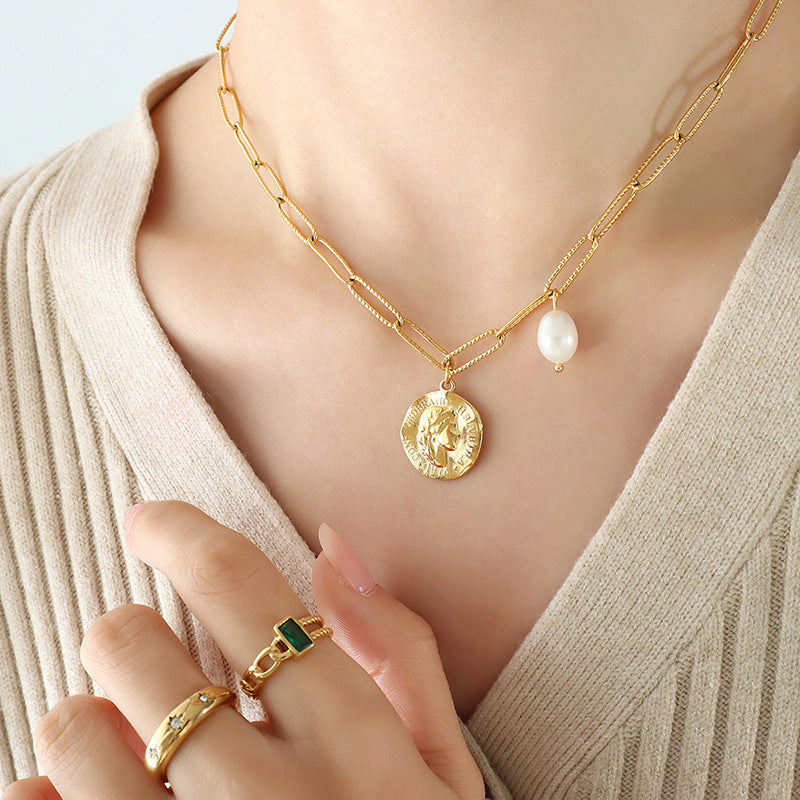 Retro Portrait Round Freshwater Pearl Pendant Necklace - Everyday Genie Collection