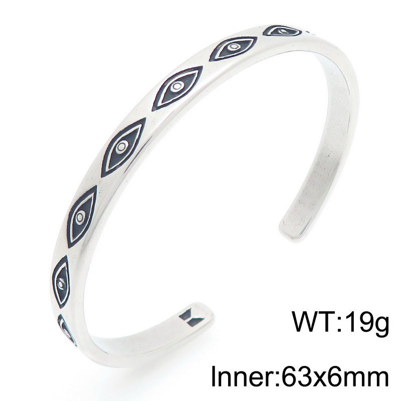 Dark Devil's Eye Bracelet – Punk Gothic Little Skull Single Row Maple Leaf Titanium