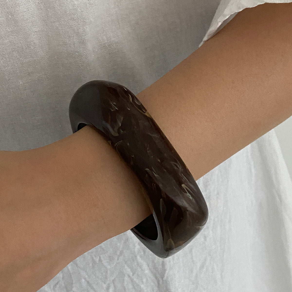 Planderful Maillard Style Bracelet For Women Irregular Wide Statement Hand Jewelry Vienna Verve Collection
