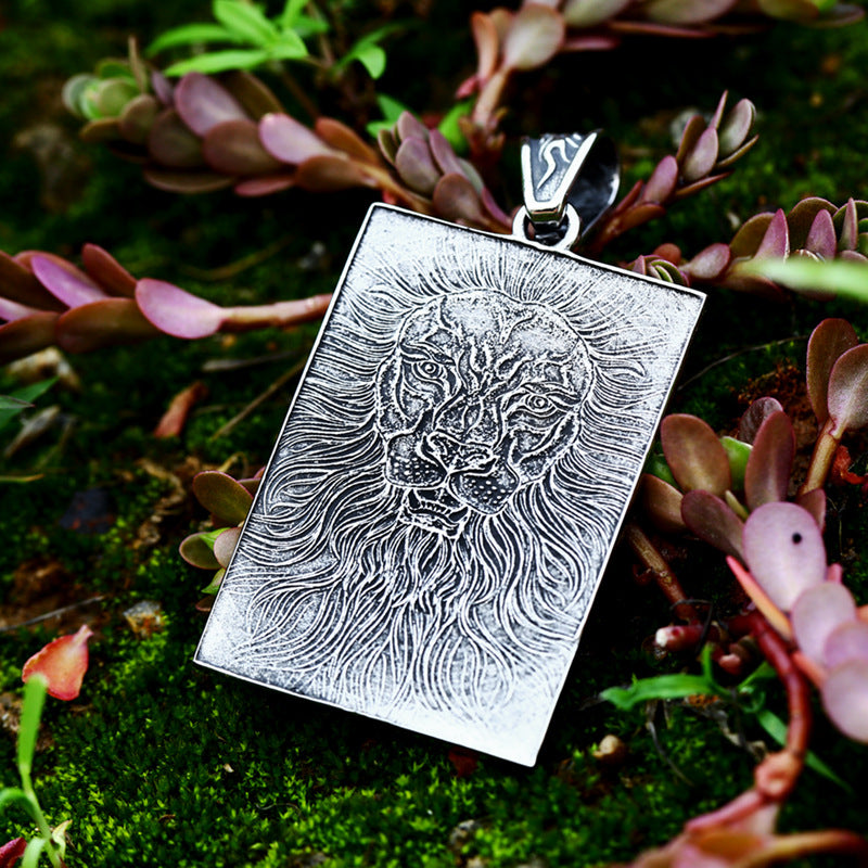 Titanium Steel Retro Lion Head Pendant for Men - Dominant Cross-Border Jewelry