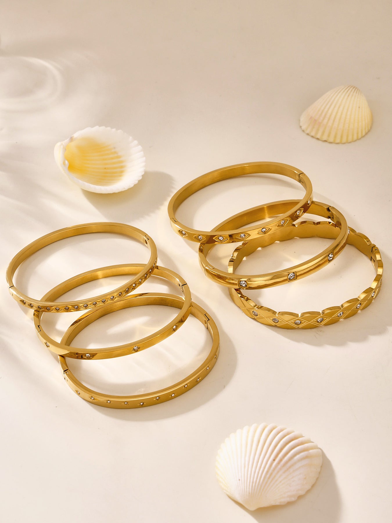 Planderful Zircon Encrusted Titanium Bracelet For Women