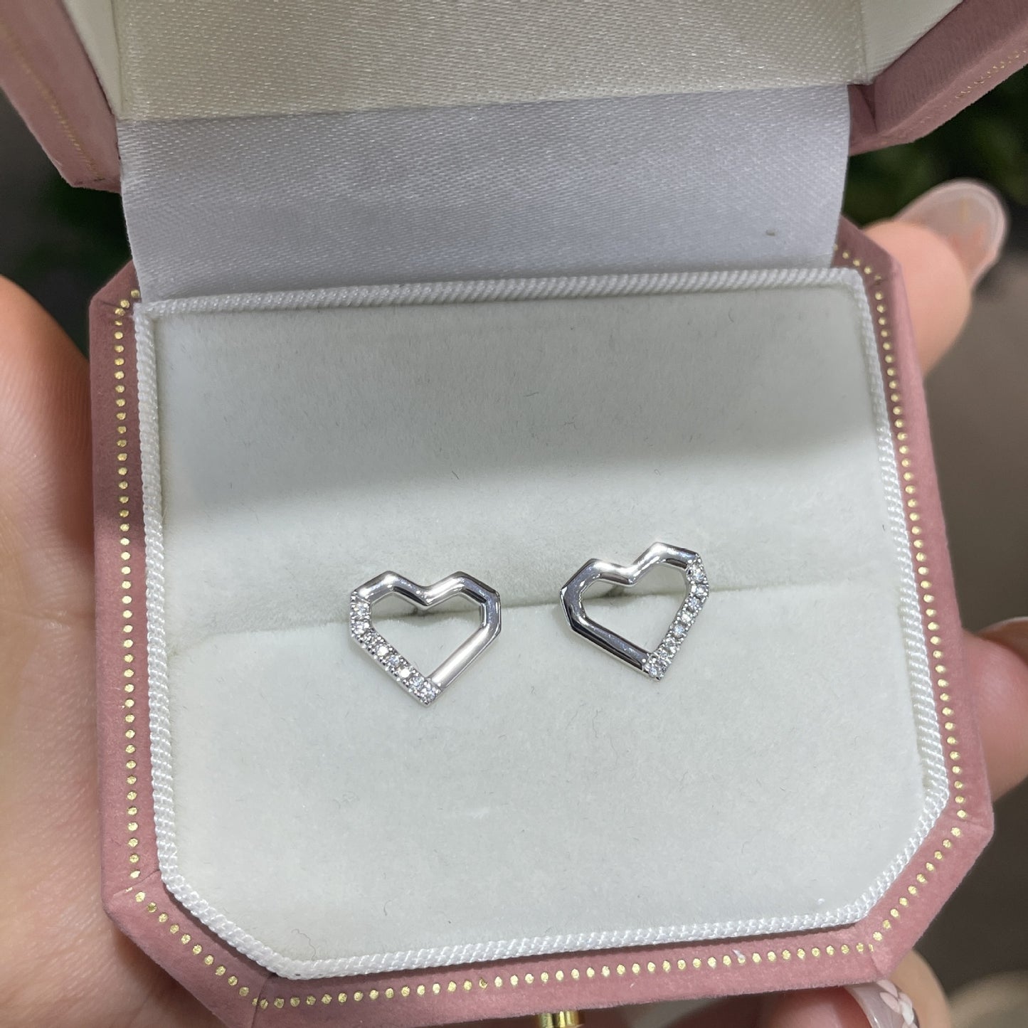 Moissanite Heart Stud Earrings S925 Silver Planderful Elegant Gift For Her Glittering DVVS3EX Stones