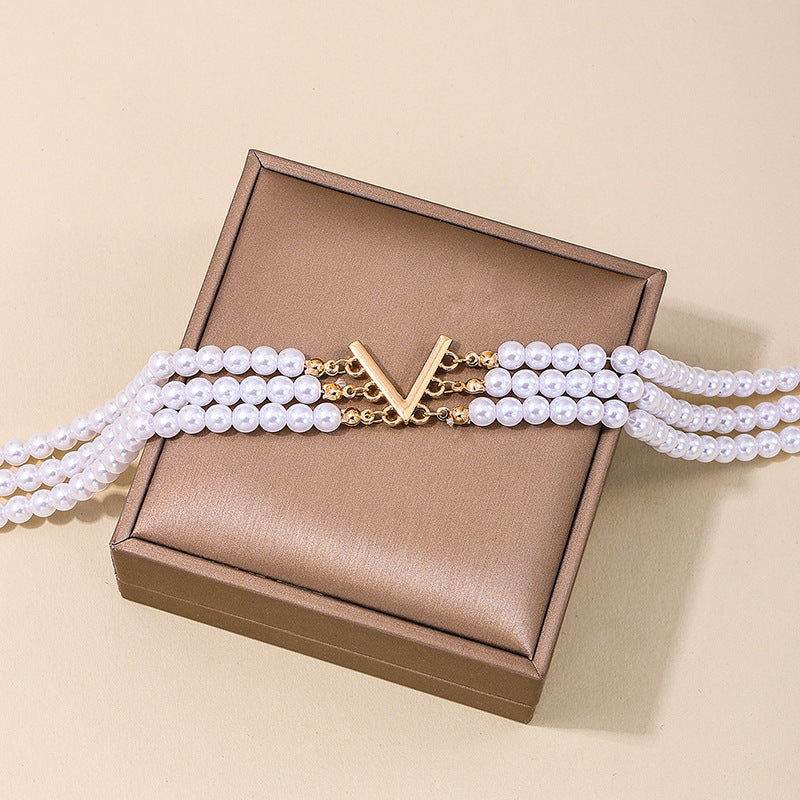 Fashion Statement: Verve Vienna V-Neck Pearl Necklace - Trendy Wholesale Jewelry