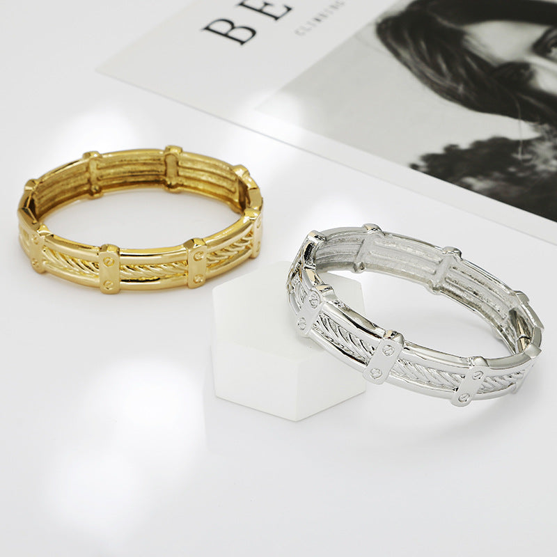 Vintage European Charm Wide Cuff Bangle - Bold Gold-plated Statement Bracelet with Zinc Alloy Craftsmanship