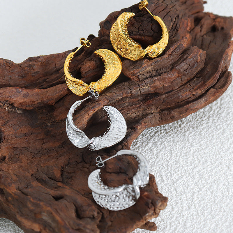 Geometric C-Shaped Earrings in Titanium Steel with 18K Gold Plating