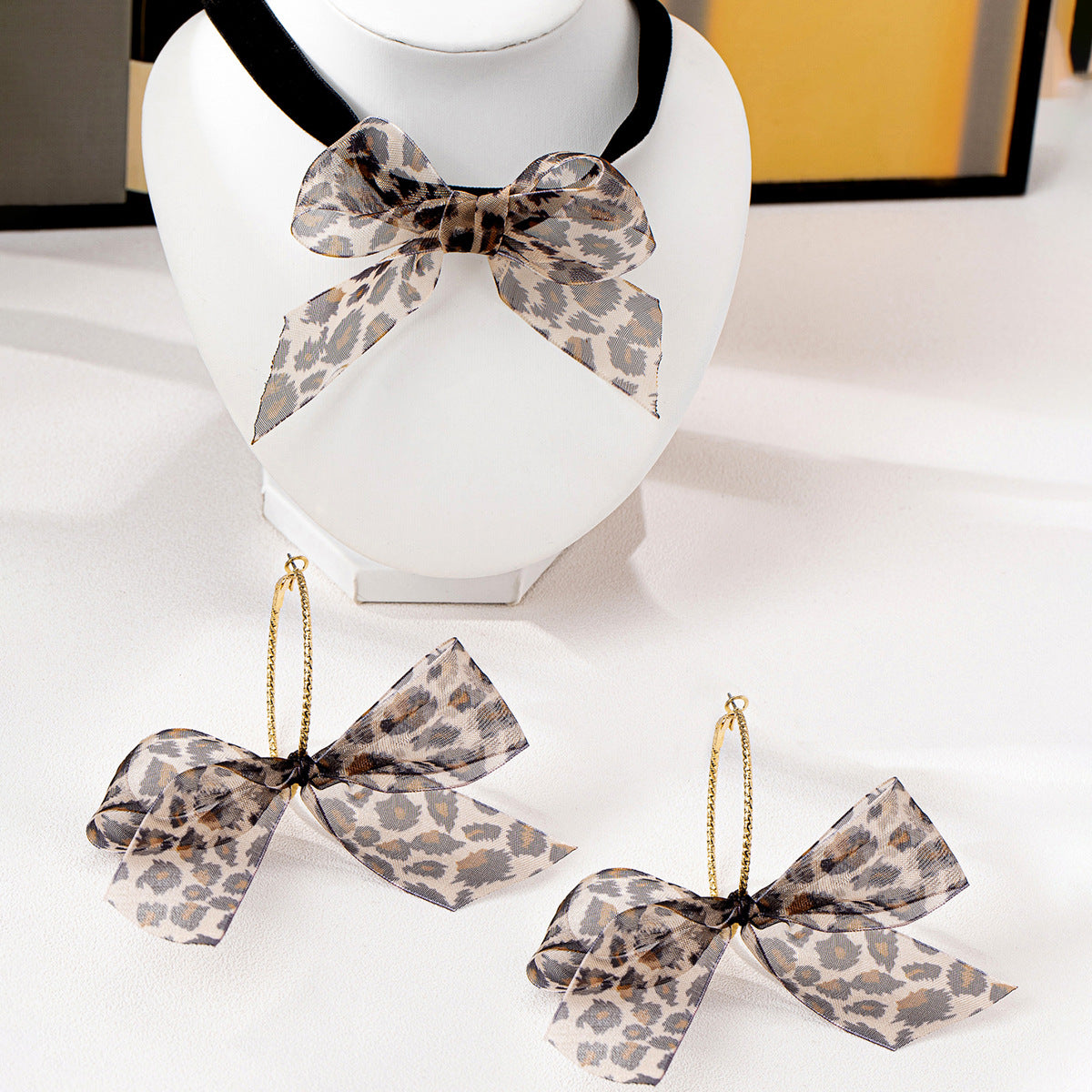 Leopard Print Bow Earrings and Necklace Set for Stylish Women