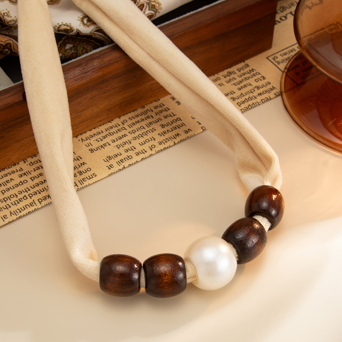 Wood Bead Pearl-Style Collarbone Necklace