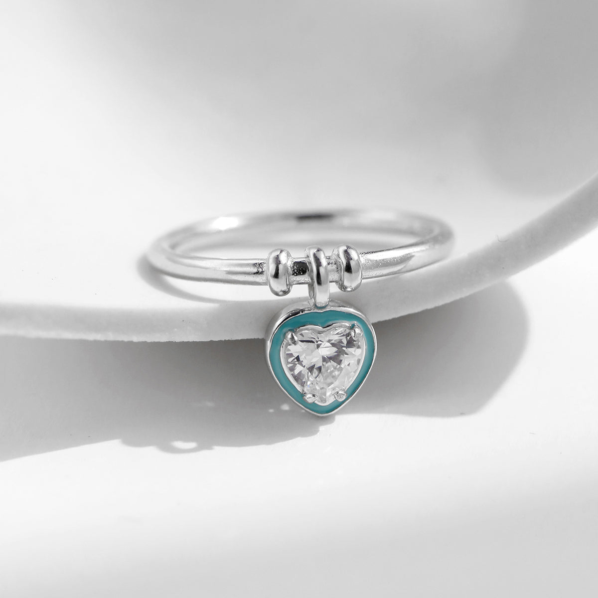 925 Sterling Silver Mint Green Heart Zircon Ring