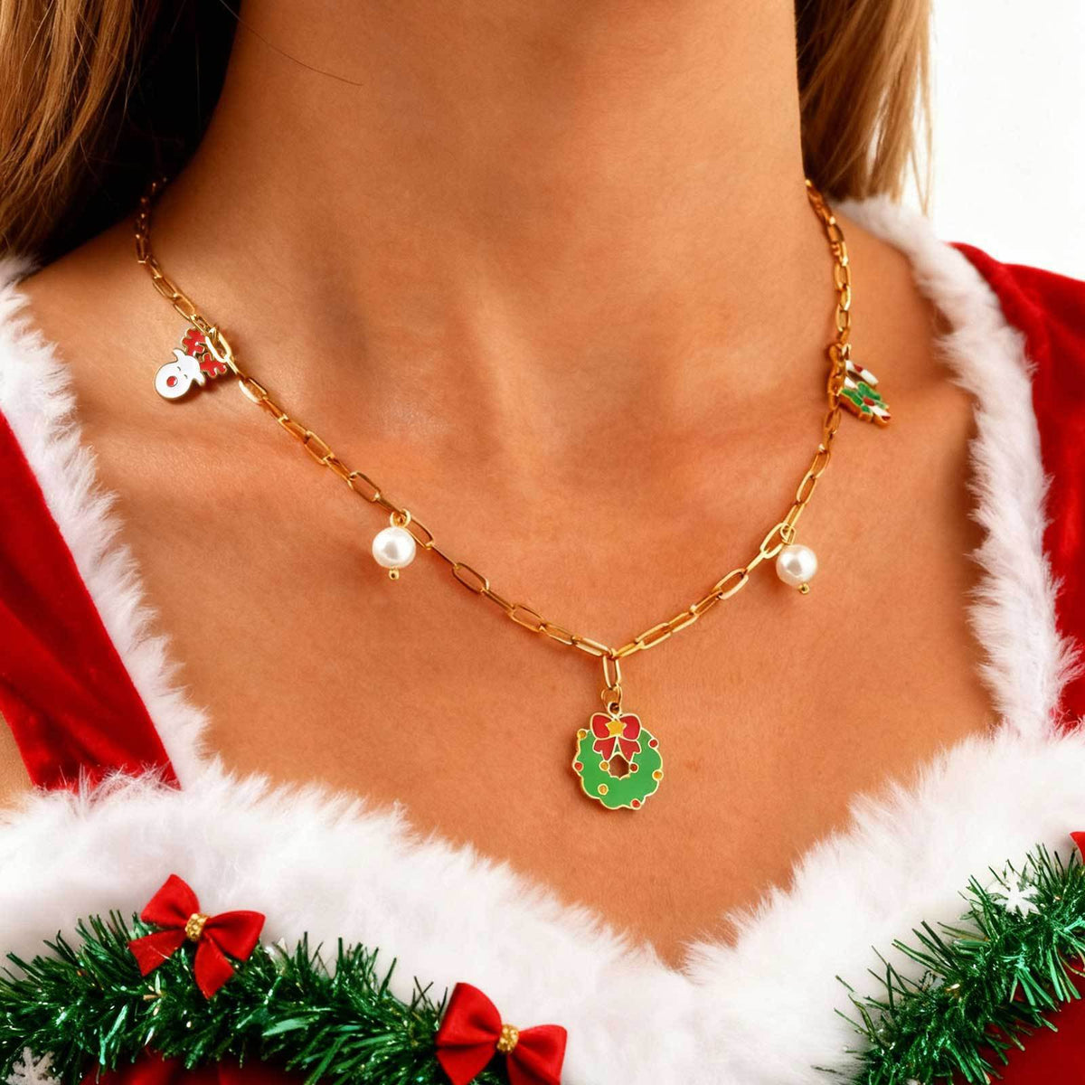 Stainless Steel Christmas Tree Cream Christmas Decorative Necklace