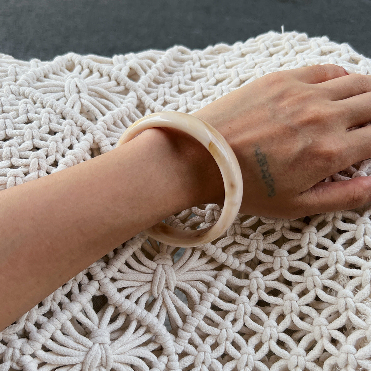 Elastic Exaggerated Acrylic Bracelet Wavy Ring Geometric Bracelet