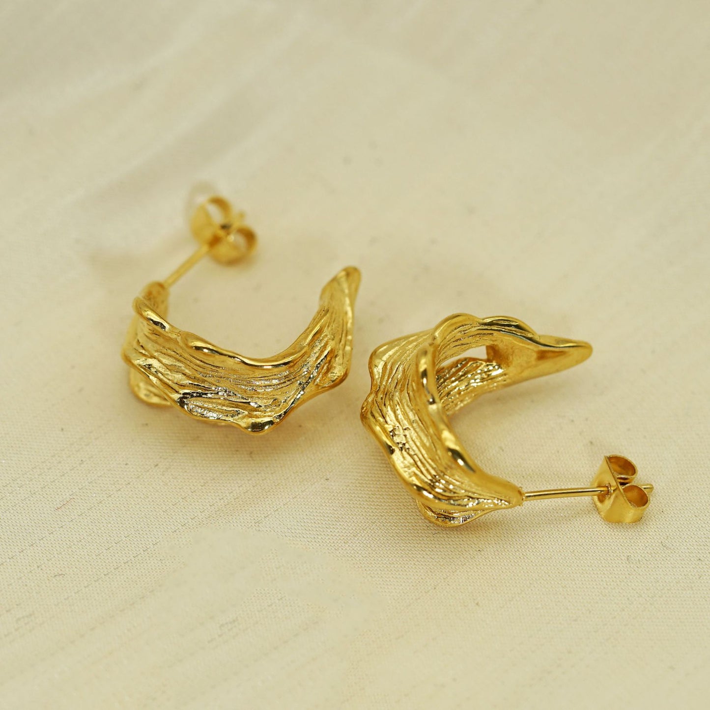 Planderful Stainless Steel Earrings With Irregular Pleated Texture Gold Plated Luxury Statement For Bold Women