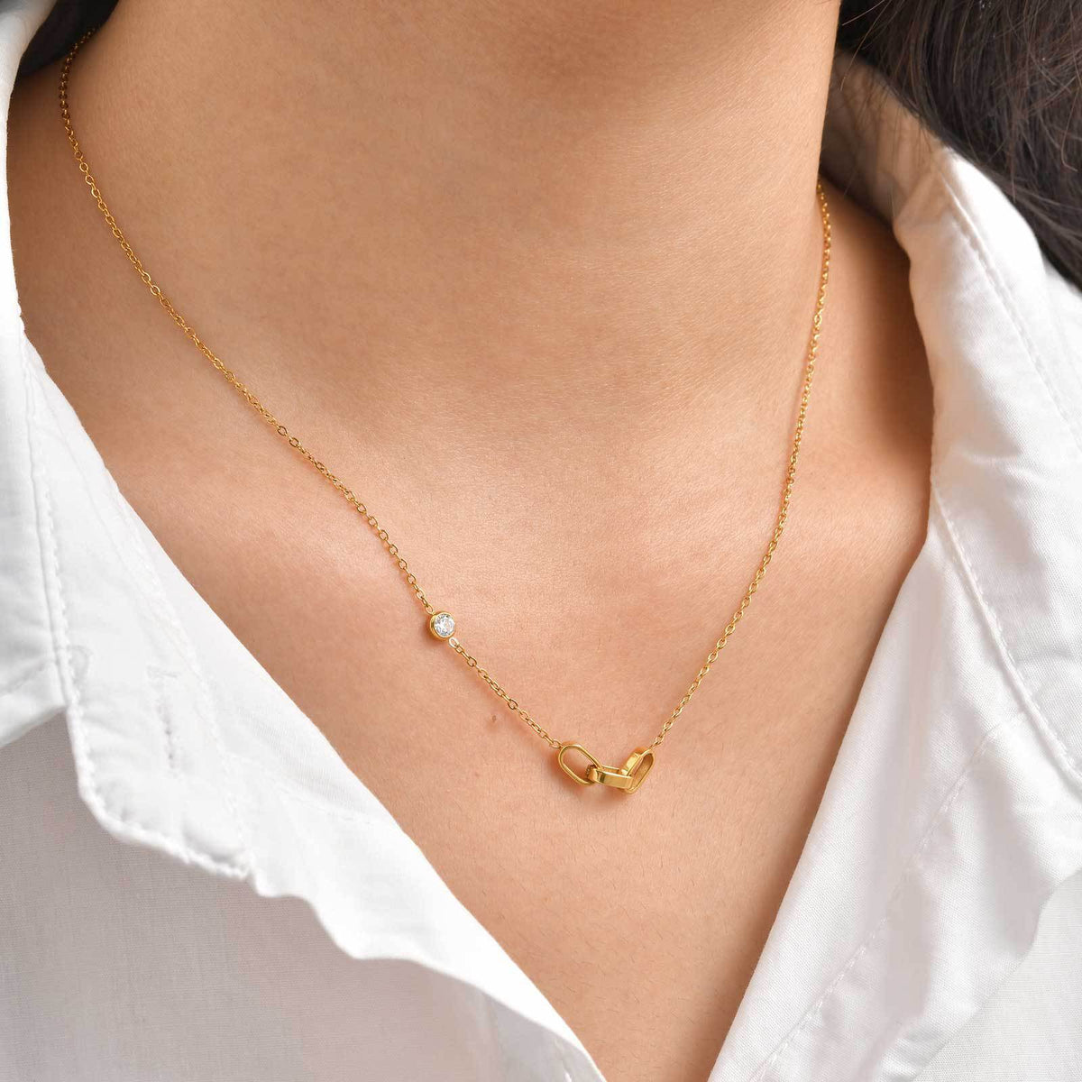Stainless Steel Geometric Oval Ring Zircon Wind Interlocking Women's Necklace