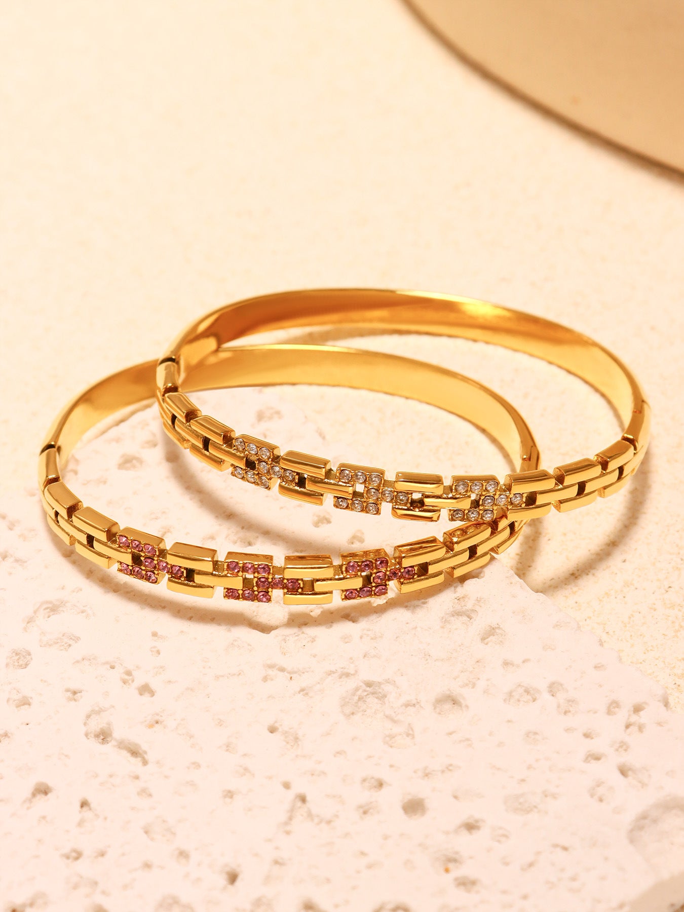 Planderful Zircon Buckle Bracelet Gold Plated For Women