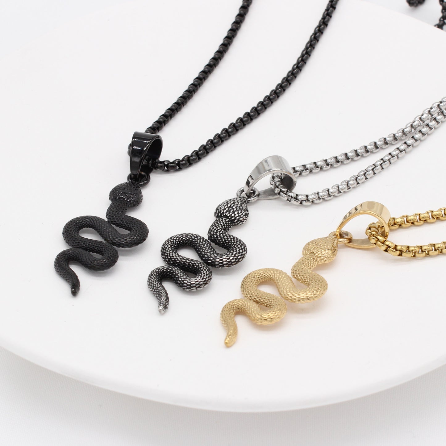 Titanium Steel Snake Pendant Necklace For Unisex Fashion Lovers Planderful Everyday Genie Protection Charm