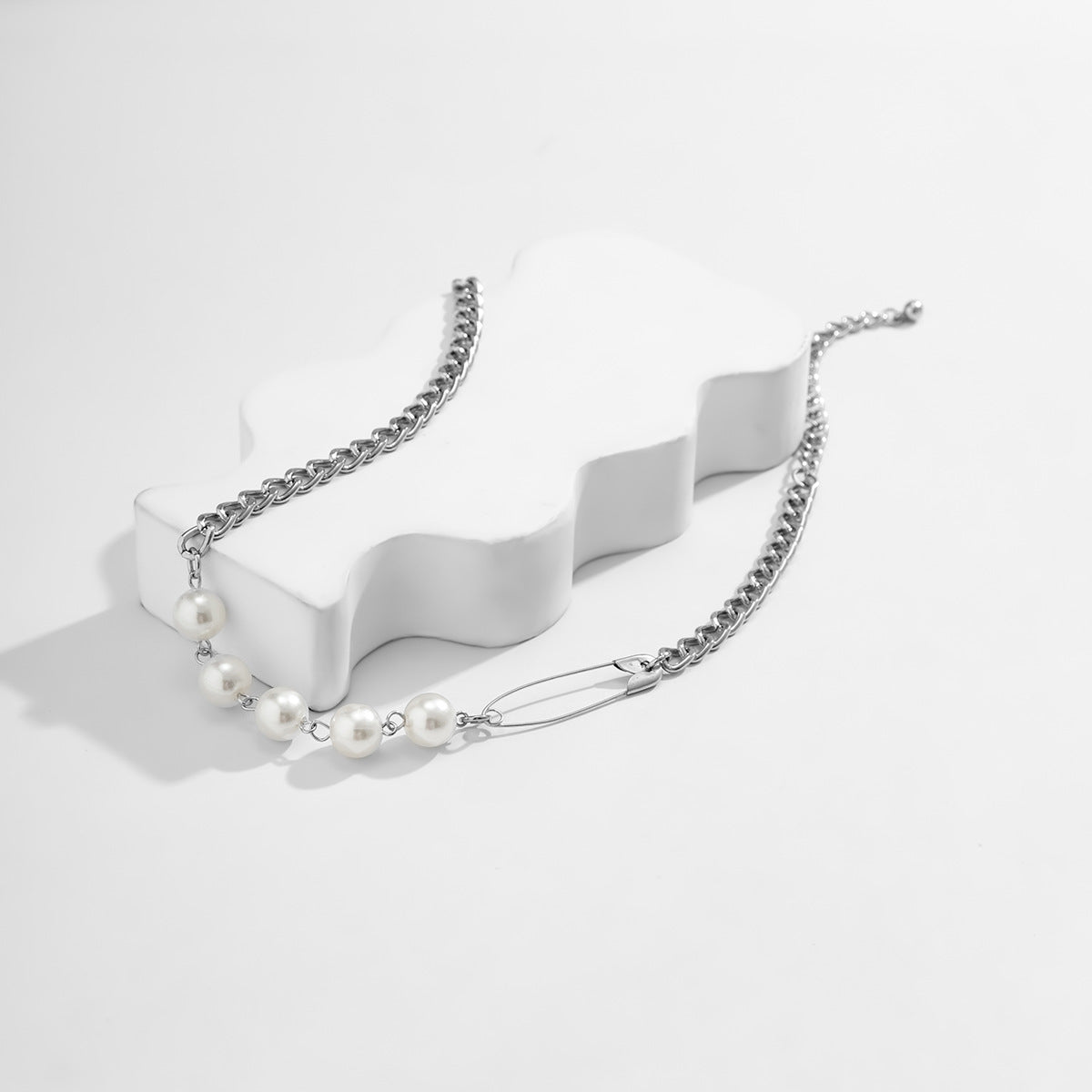 Planderful Vienna Verve Asymmetric Chain Necklace With Imitation Pearl For Women Statement Piece