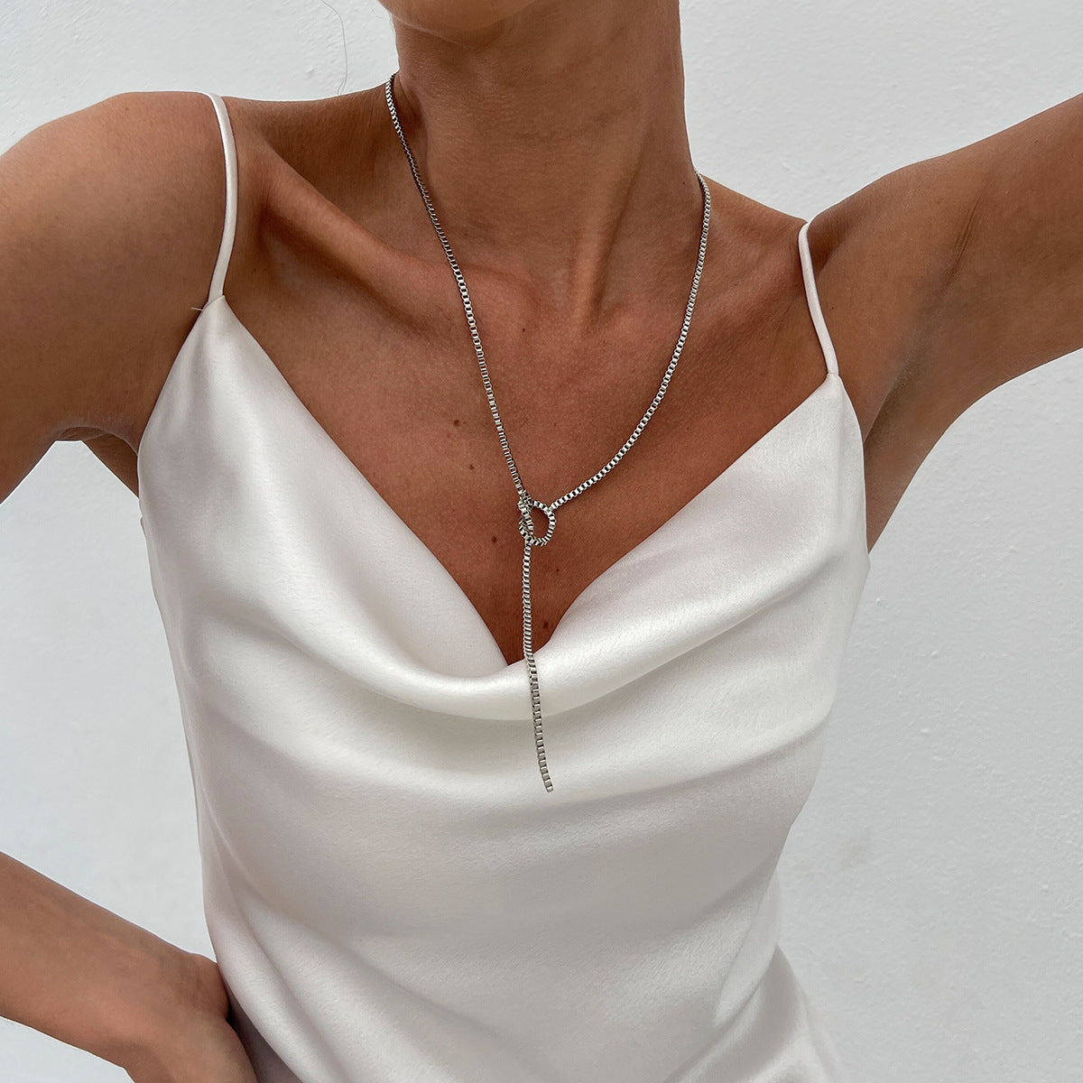 Planderful Vienna Verve Necklace – Elegant Y-Shaped Fringed Design