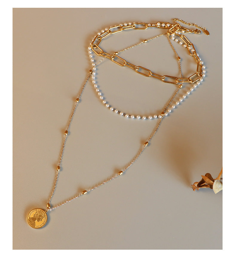 Regal Pearl Collarbone Chorker Necklace with King Pendant