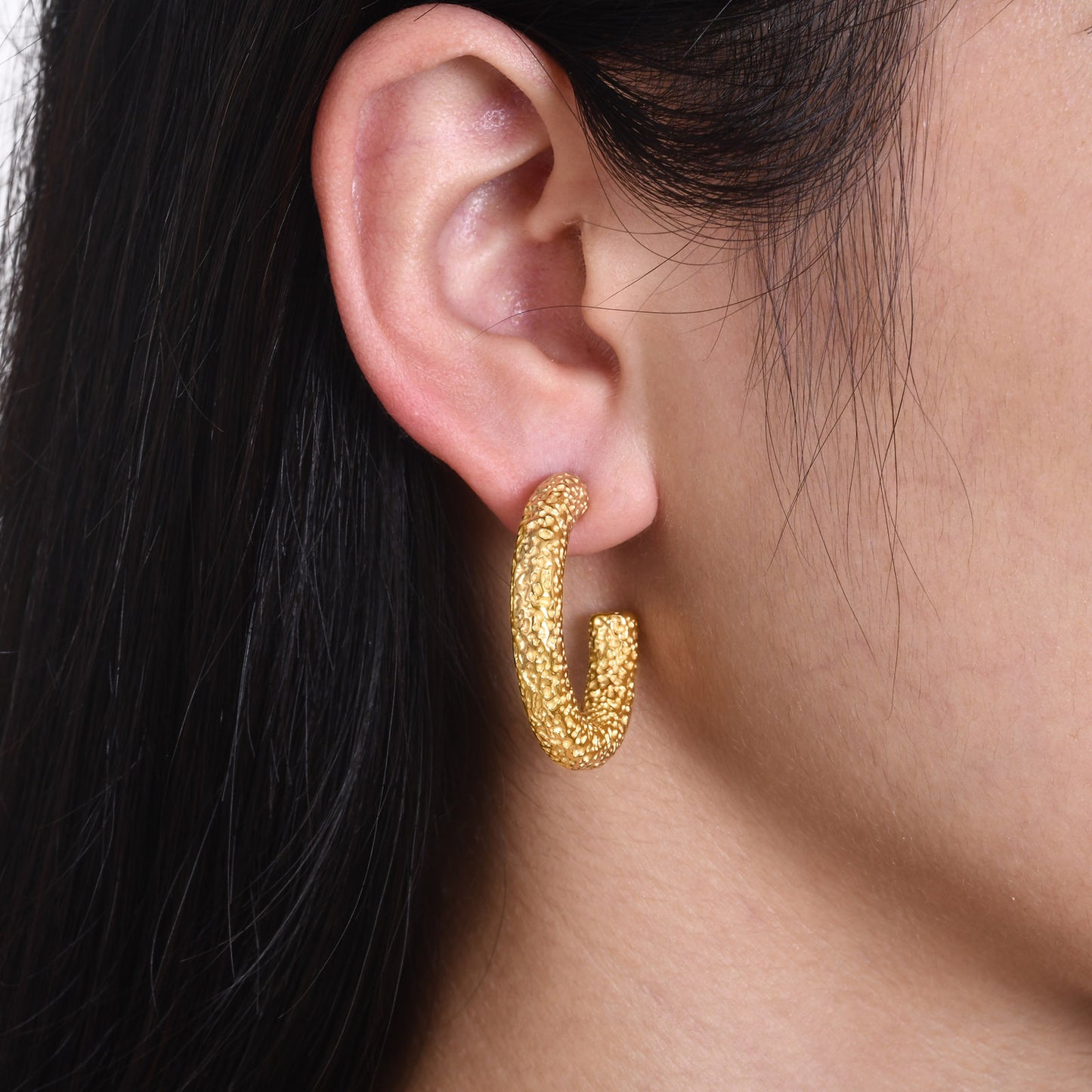 European And American Personality And Fashion Earrings Gold