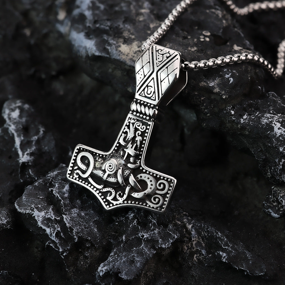 Retro European and American Men's Pendant Stainless Steel Personalized Quake Double-Sided Pendant