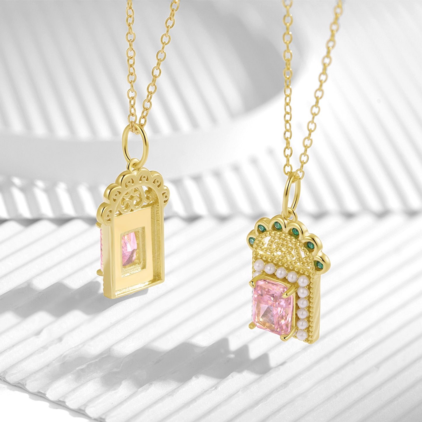 Planderful Everyday Genie – Original Retro Style Clock Necklace in Sterling Silver and Gold