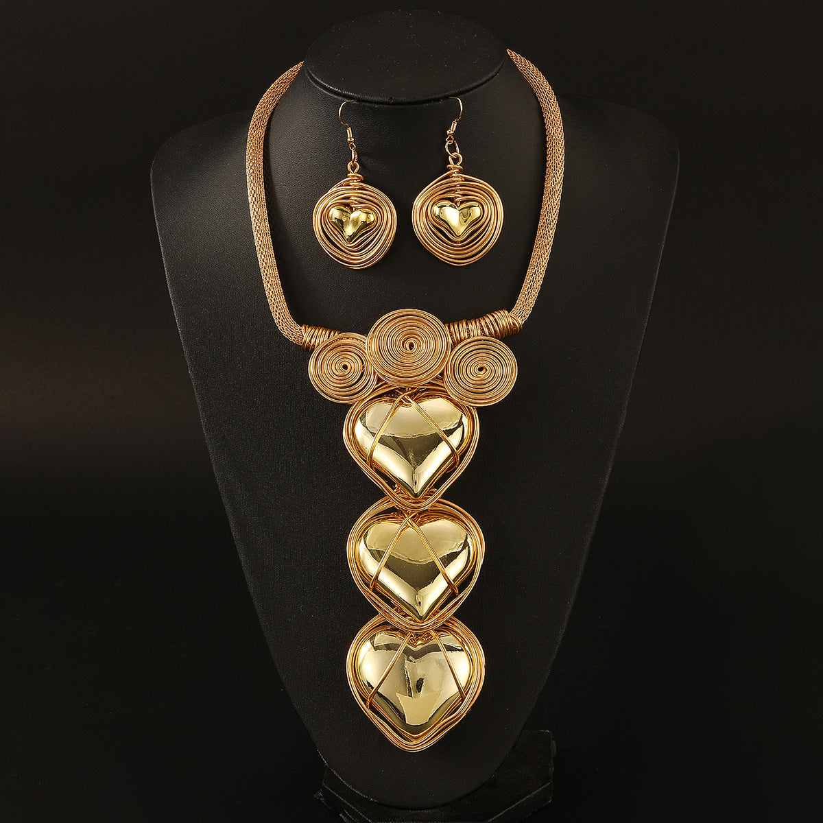 Planderful Savanna Rhythms Necklace and Earrings Set – Exaggerated Three-Dimensional Love Shape Design