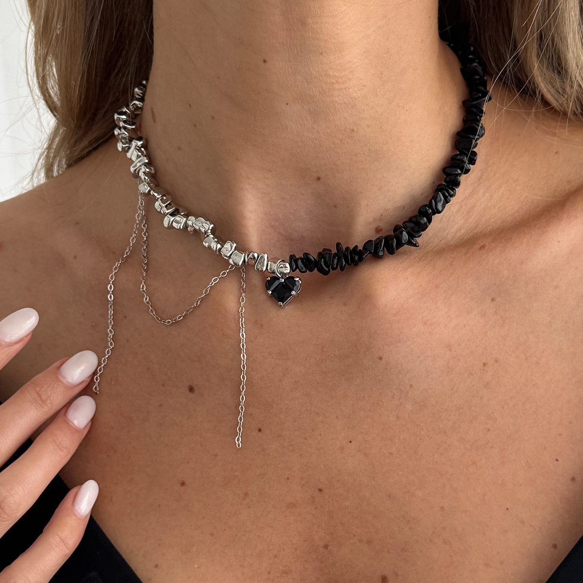 Heart-Shaped Zircon Pendant Pearl Necklace Crystal Beaded Fringed Collarbone Chain