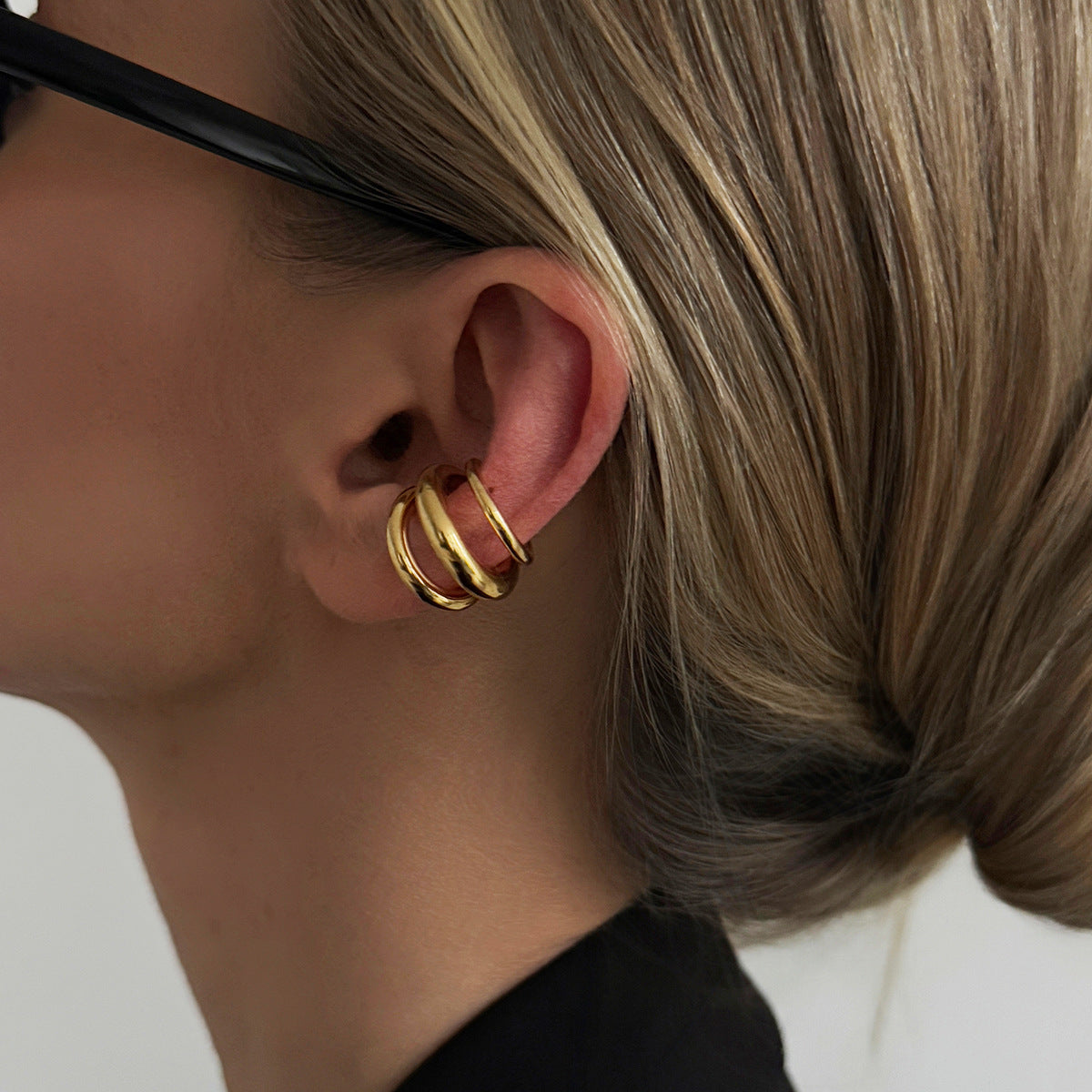 Planderful Vienna Verve Clip On Earrings Non Piercing Light Sensitive Geometric Ring Statement For Fashion Fans