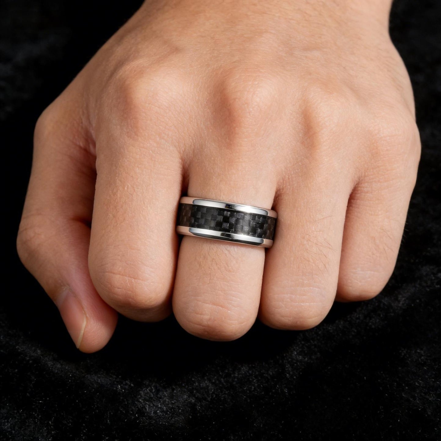 Steel Ring – Elegant Inlaid Carbon Fiber Ring