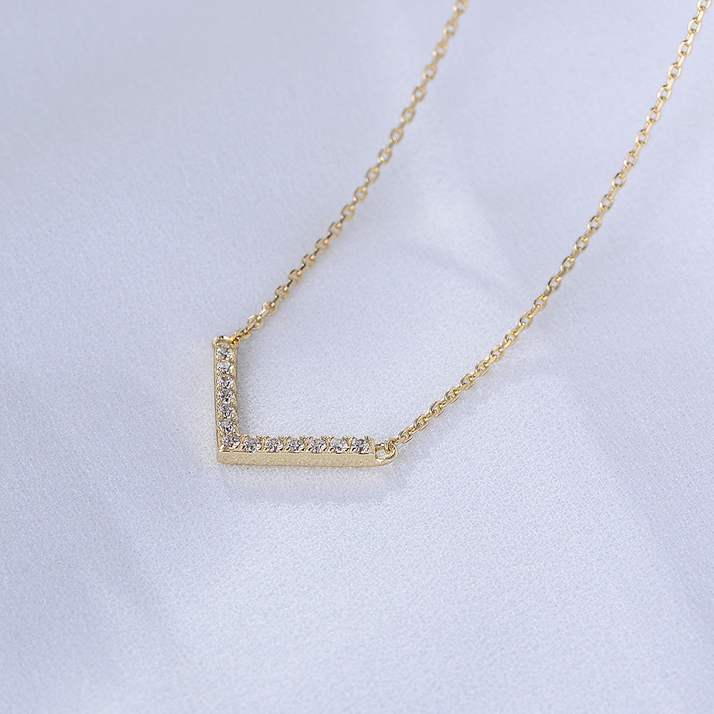 925 Sterling Silver V-Shaped Necklace And Three-Dimensional Full Zircon Pendant