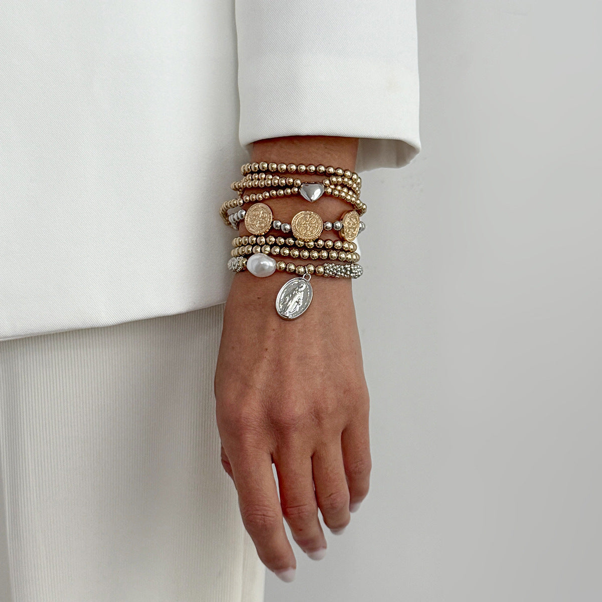 Planderful Vienna Verve Heart Shaped Beaded Bracelet For Women Elastic Vintage Faux Pearl Beads