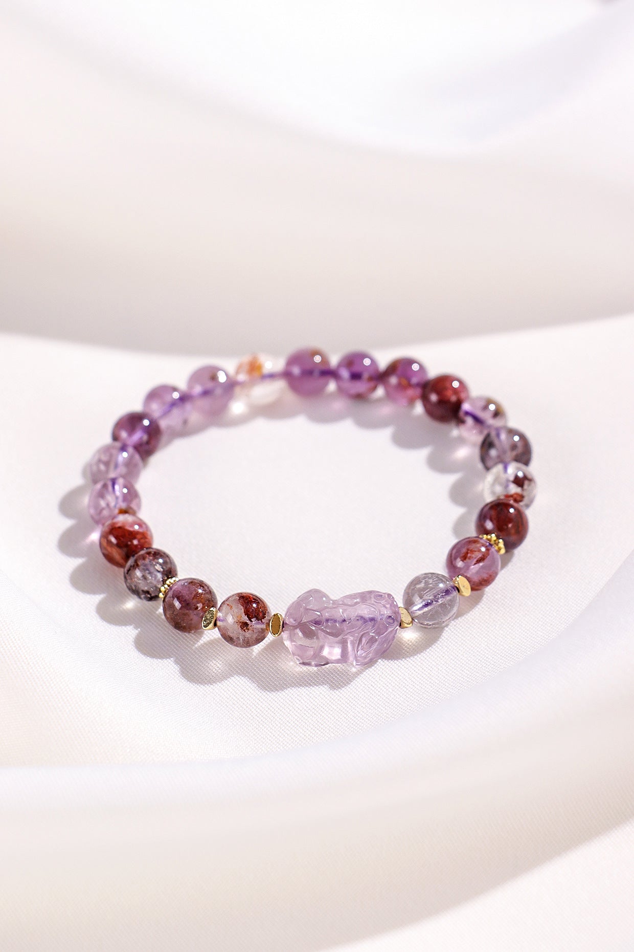 Planderful Fortune's Favor Bracelet – Elegant Amethyst and Golden Cicada Design