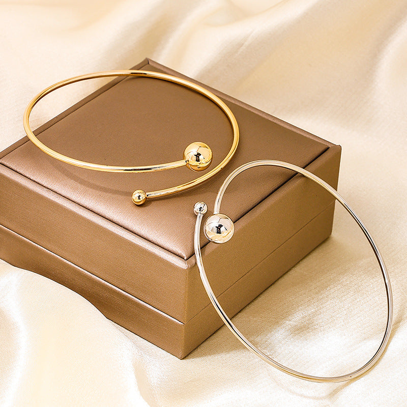 Fashionable Adjustable Women's Bracelet with Elegant Style - High-Quality Metal Jewelry for Wholesale