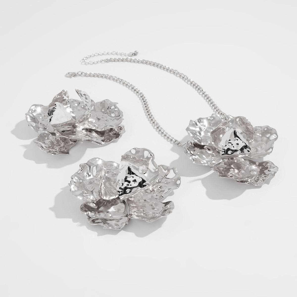 Planderful Vienna Verve Necklace and Earrings Set – Retro Irregular Pleated Design