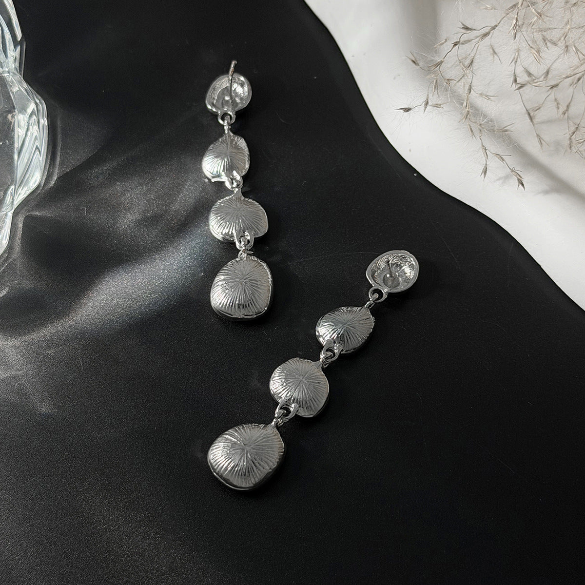Planderful Vienna Verve Color Splicing Crystal Drop Earrings For Women Glamorous Long Fringe Statement Jewelry